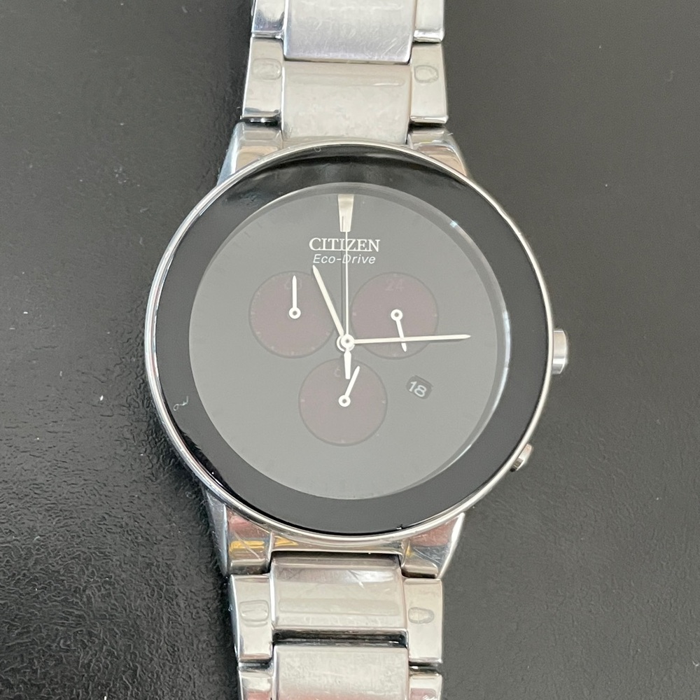 Citizens eco drive. 1st hand purchase. No sales documents available now.
